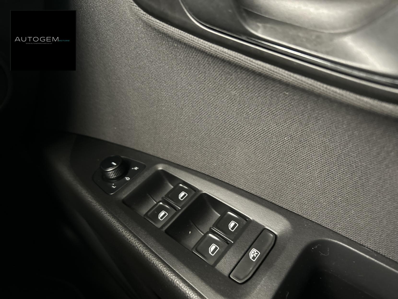 SEAT Leon 2.0 TDI CR SE Hatchback 5dr Diesel Manual Euro 5 (s/s) (150 ps)