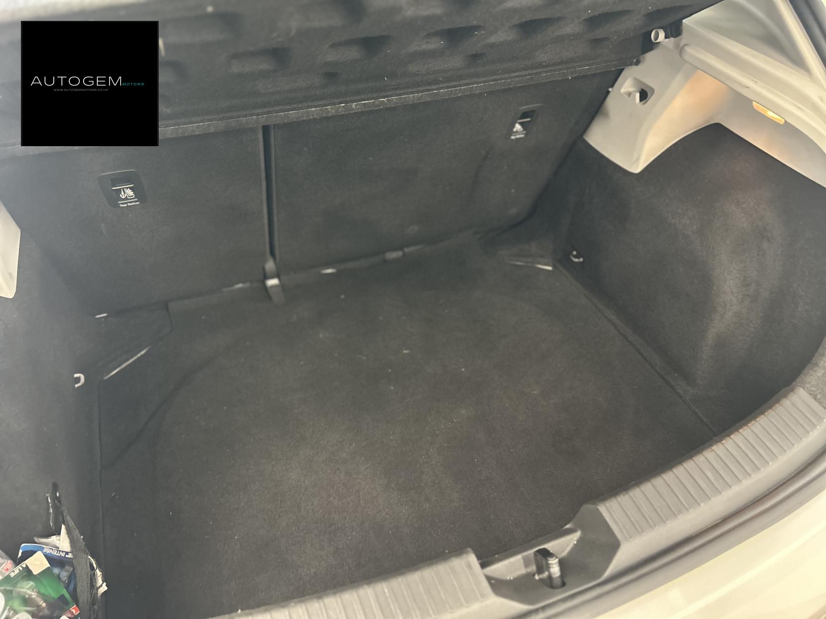 SEAT Leon 2.0 TDI CR SE Hatchback 5dr Diesel Manual Euro 5 (s/s) (150 ps)