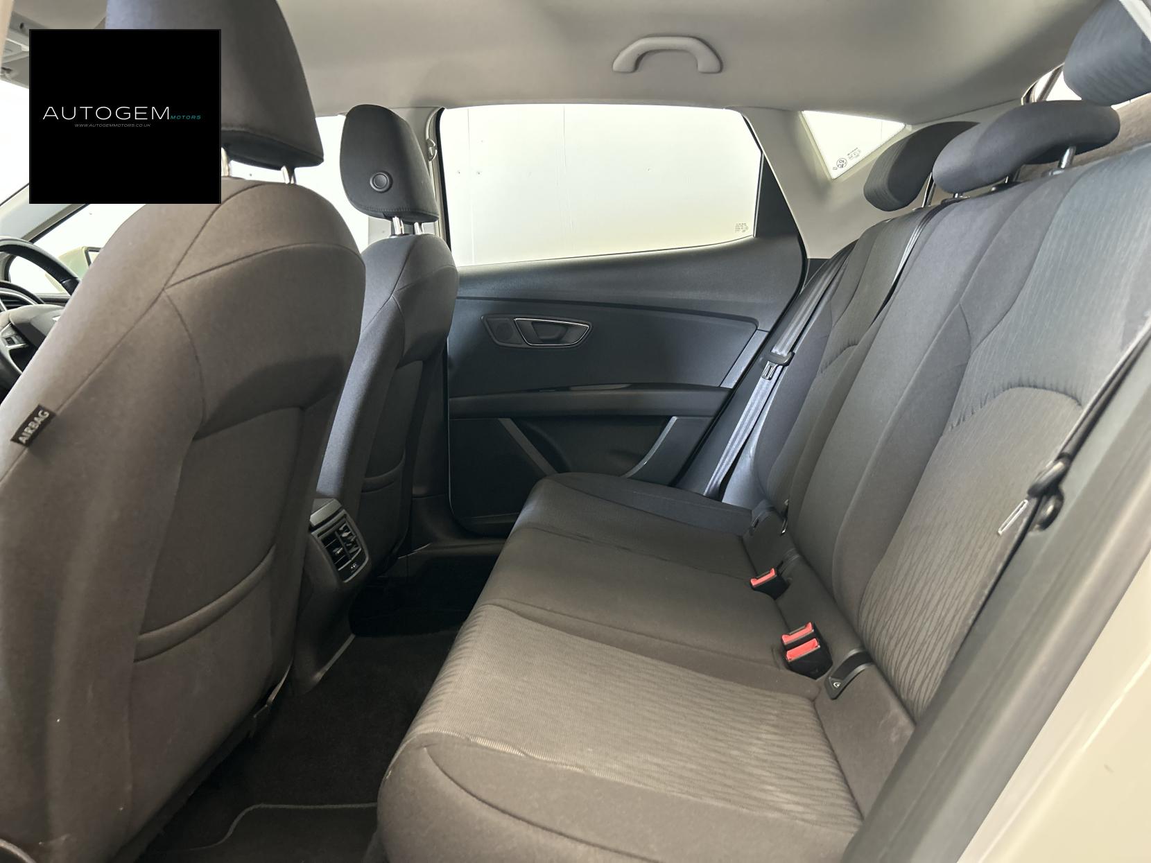 SEAT Leon 2.0 TDI CR SE Hatchback 5dr Diesel Manual Euro 5 (s/s) (150 ps)