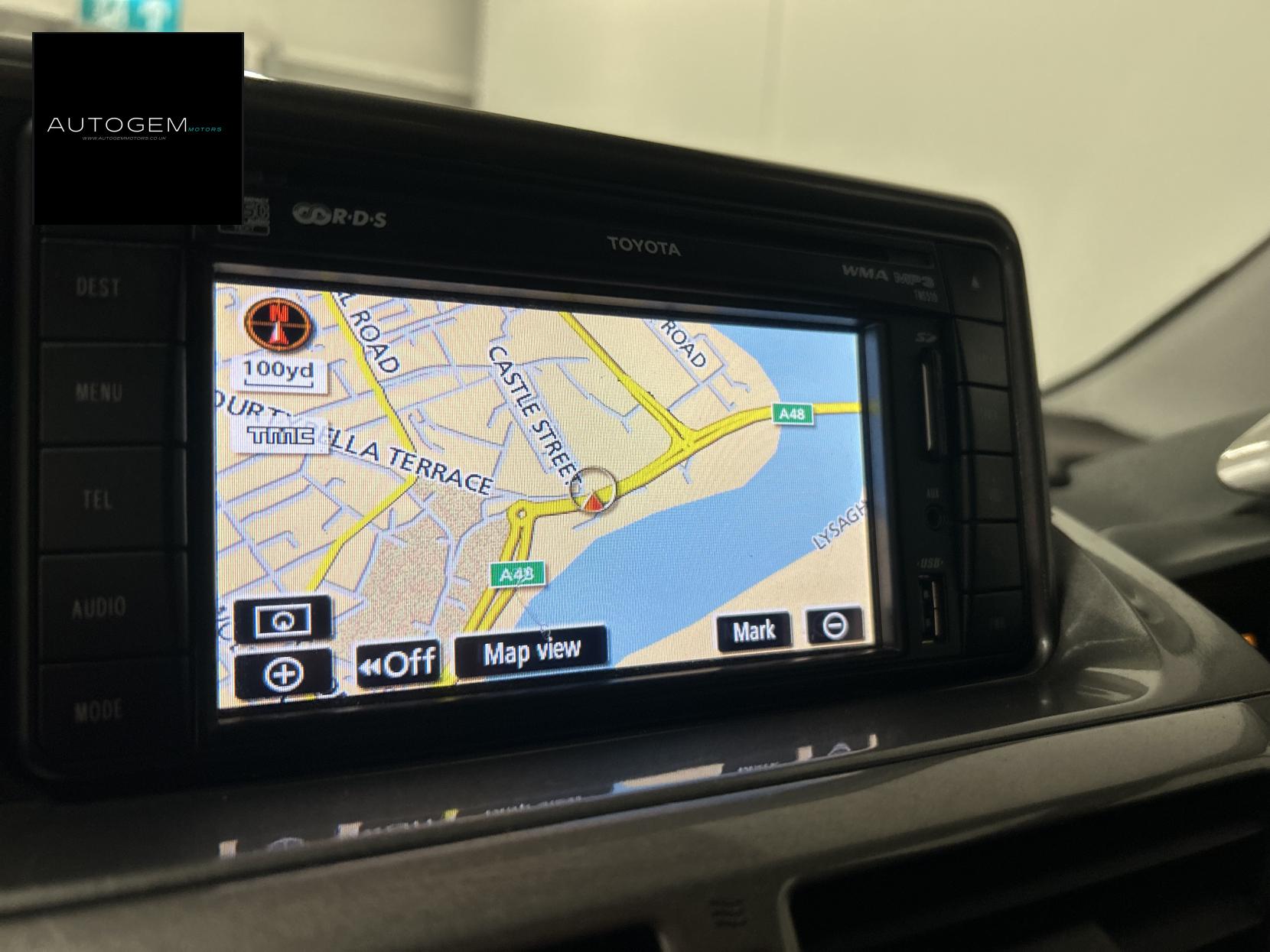 Toyota iQ 1.0 VVT-i 2 Hatchback 3dr Petrol Manual Euro 4 (68 bhp)