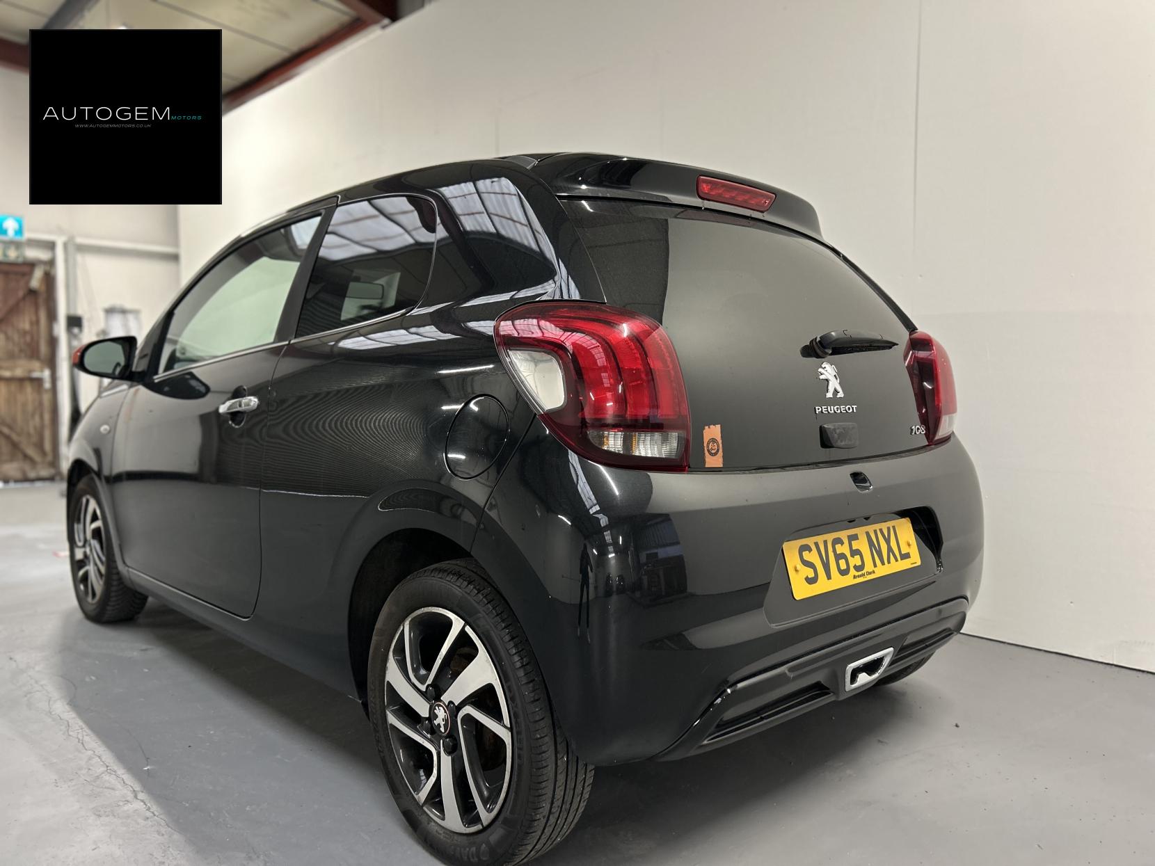 Peugeot 108 1.2 PureTech Roland Garros Top! 3dr Petrol Manual Euro 6 (82 ps)