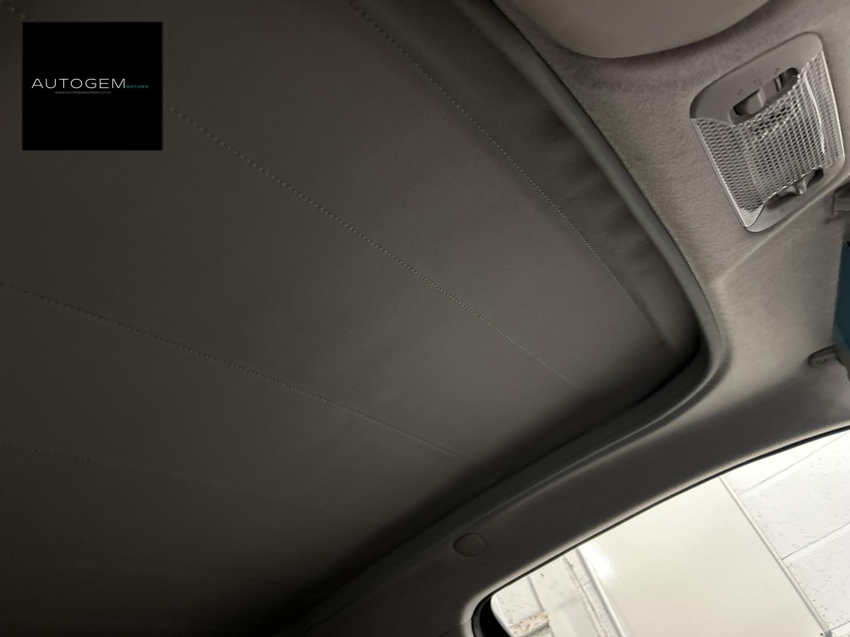 Peugeot 108 1.2 PureTech Roland Garros Top! 3dr Petrol Manual Euro 6 (82 ps)