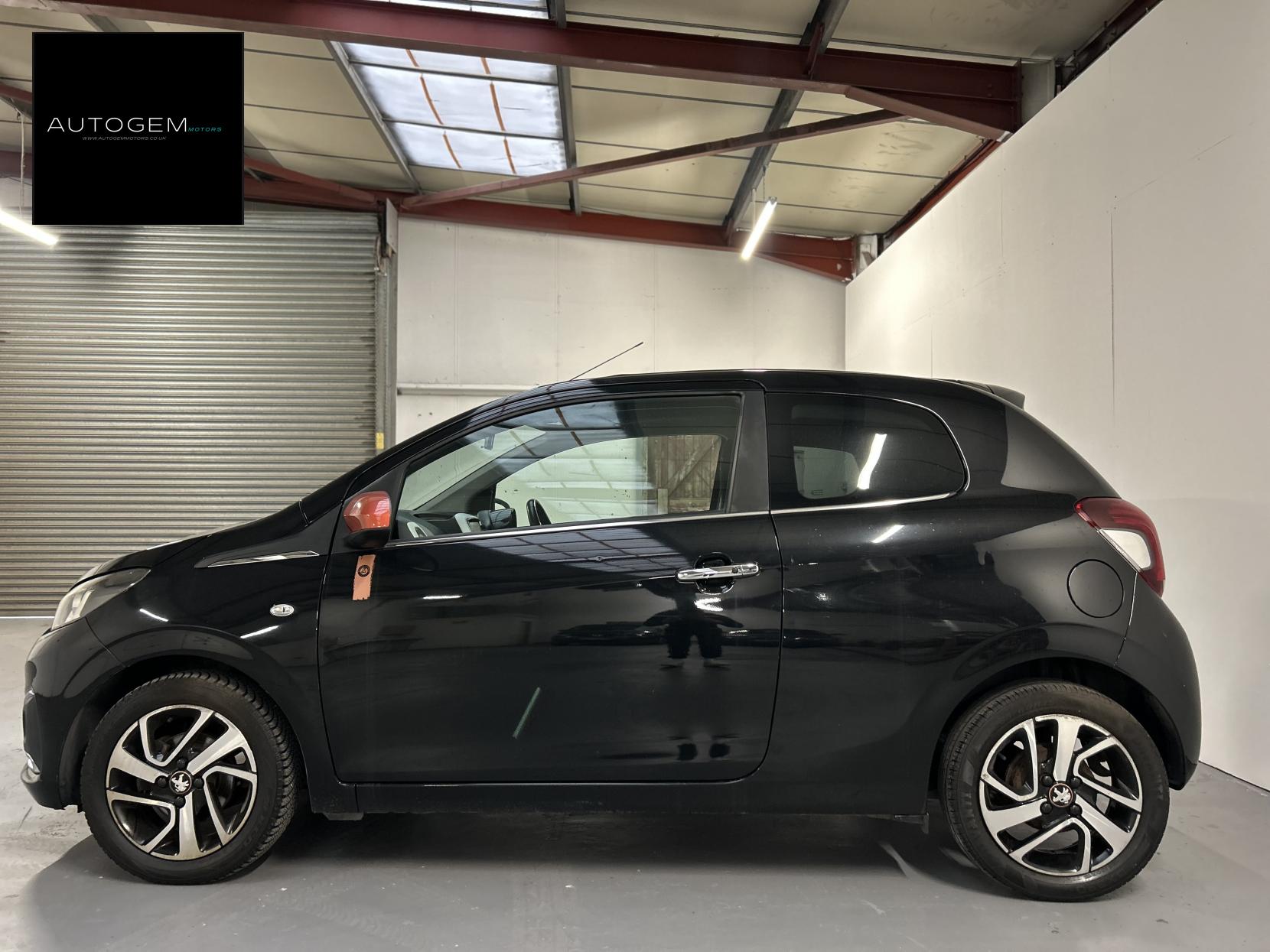 Peugeot 108 1.2 PureTech Roland Garros Top! 3dr Petrol Manual Euro 6 (82 ps)