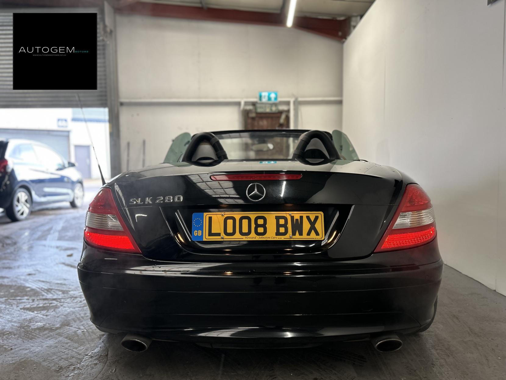 Mercedes-Benz SLK 3.0 SLK280 Convertible 2dr Petrol G-Tronic Euro 4 (231 ps)