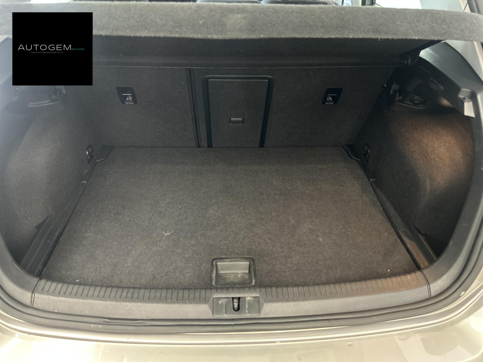 Volkswagen Golf 1.6 TDI BlueMotion Tech Match Hatchback 5dr Diesel Manual Euro 5 (s/s) (105 ps)