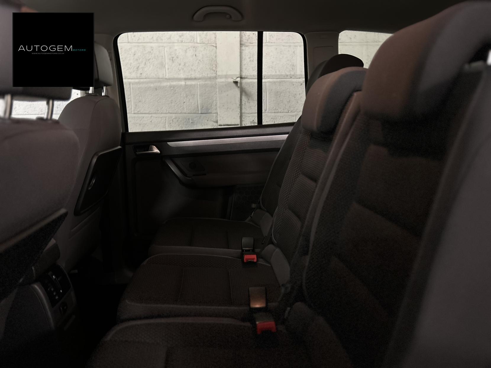 Volkswagen Touran 1.6 TDI SE MPV 5dr Diesel Manual Euro 5 (105 ps)