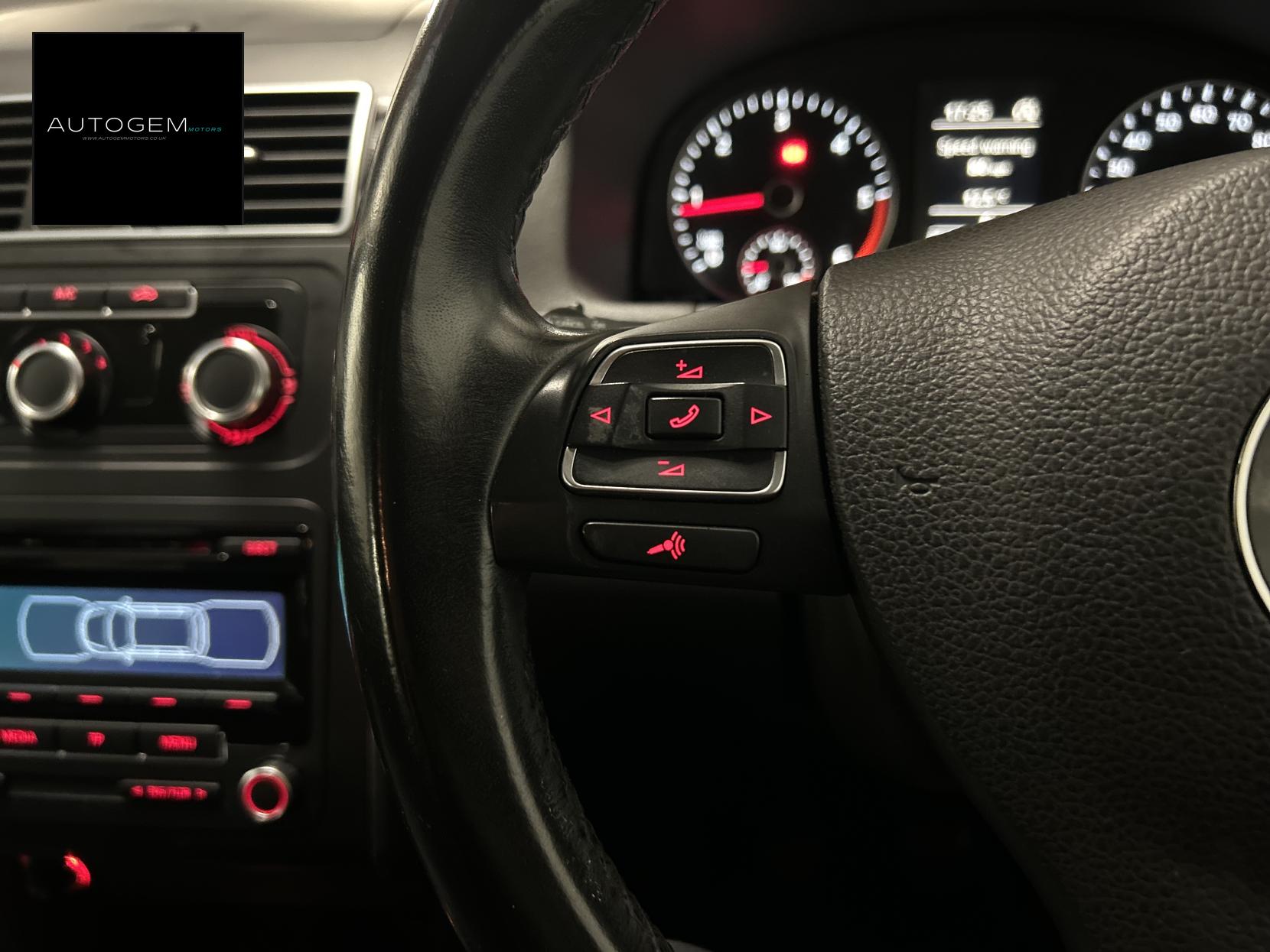 Volkswagen Touran 1.6 TDI SE MPV 5dr Diesel Manual Euro 5 (105 ps)