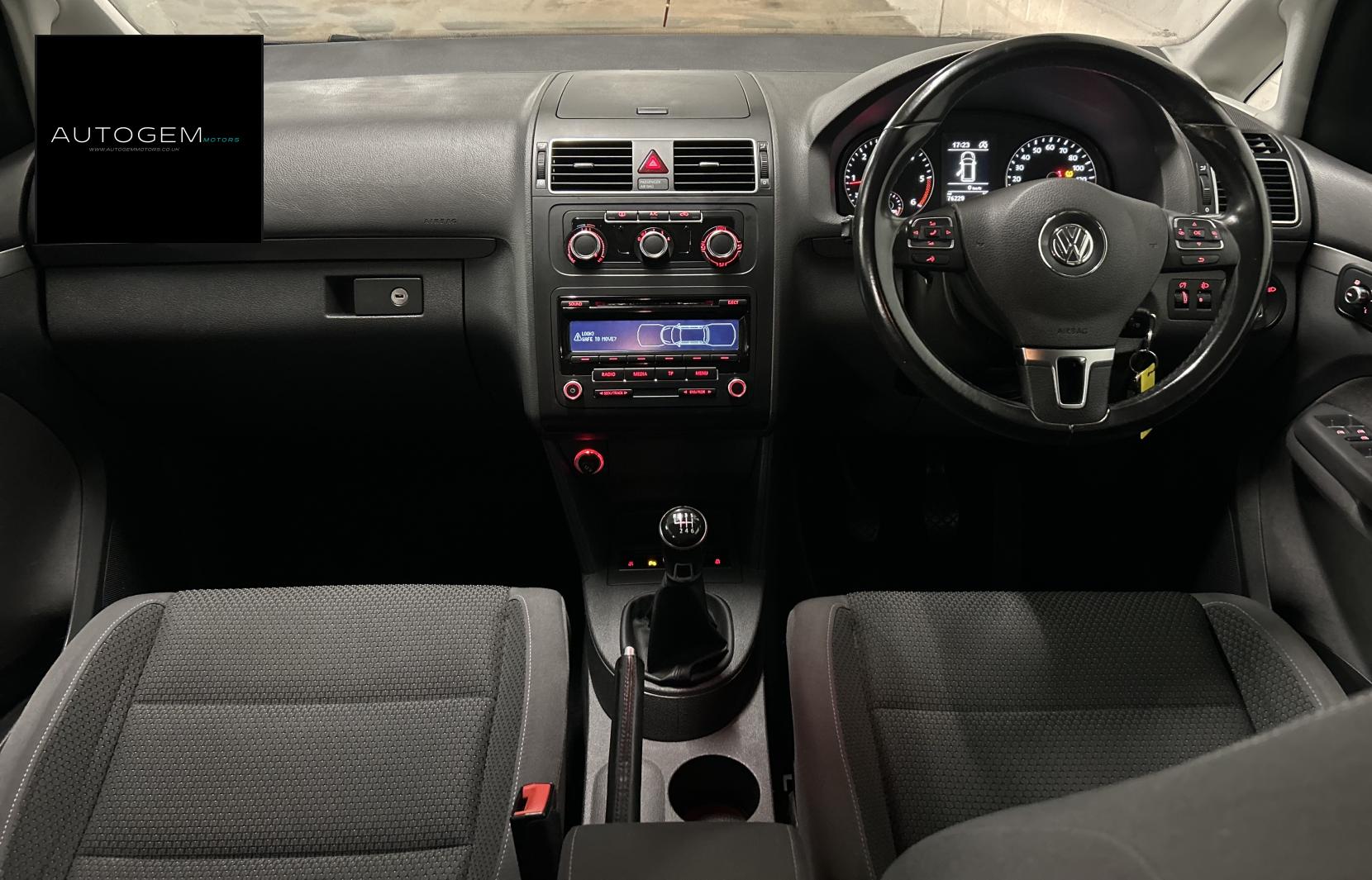 Volkswagen Touran 1.6 TDI SE MPV 5dr Diesel Manual Euro 5 (105 ps)