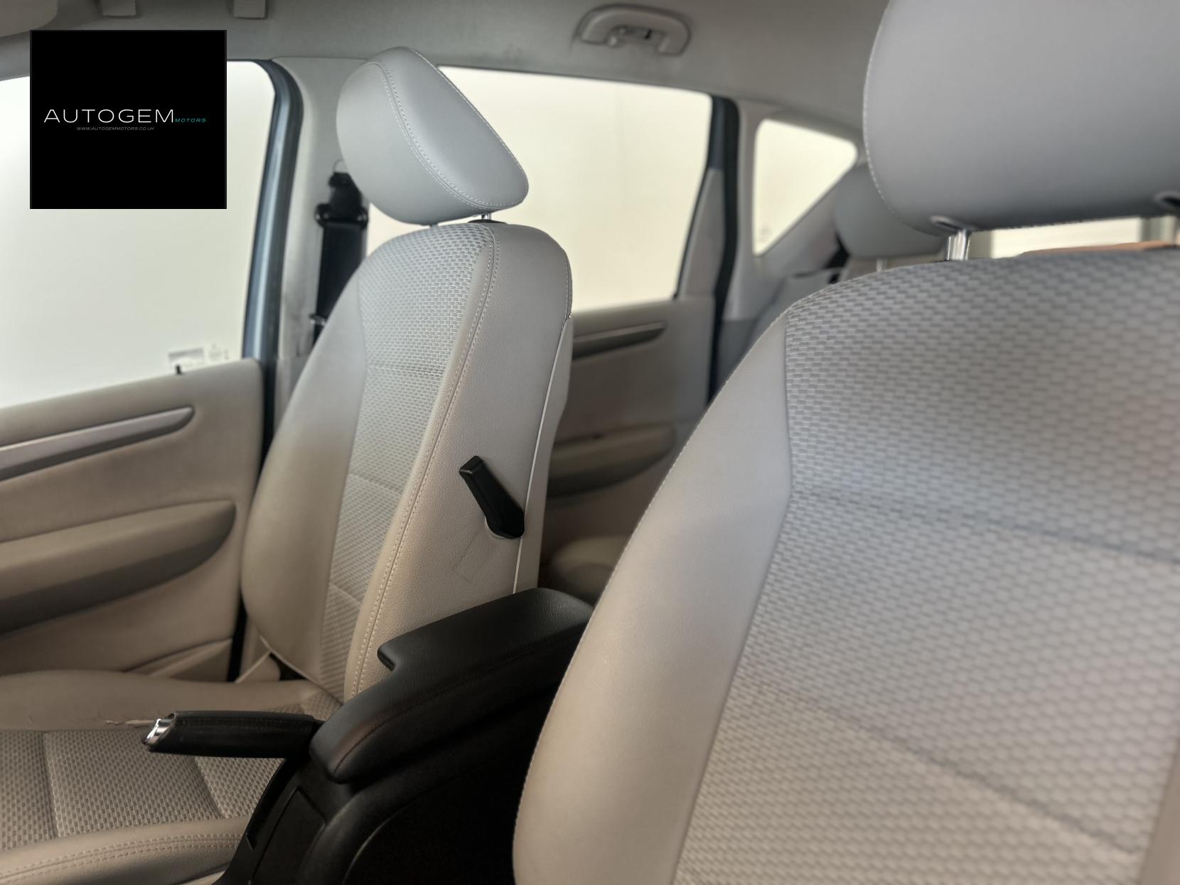 Mercedes-Benz A Class 1.7 A180 Avantgarde SE Hatchback 5dr Petrol CVT (166 g/km, 116 bhp)