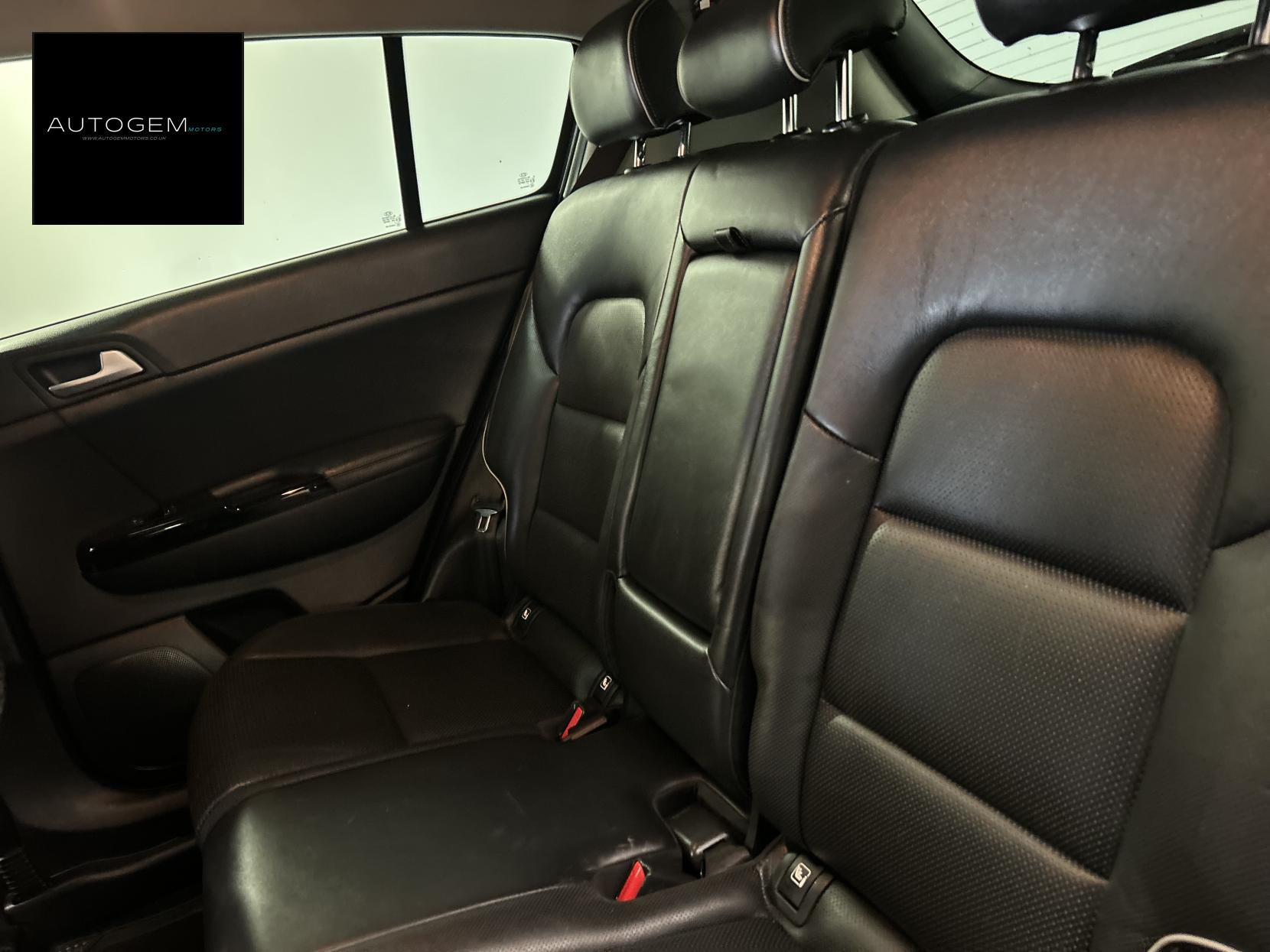 Kia Sportage 2.0 CRDi KX-3 SUV 5dr Diesel Manual AWD Euro 6 (134 bhp)