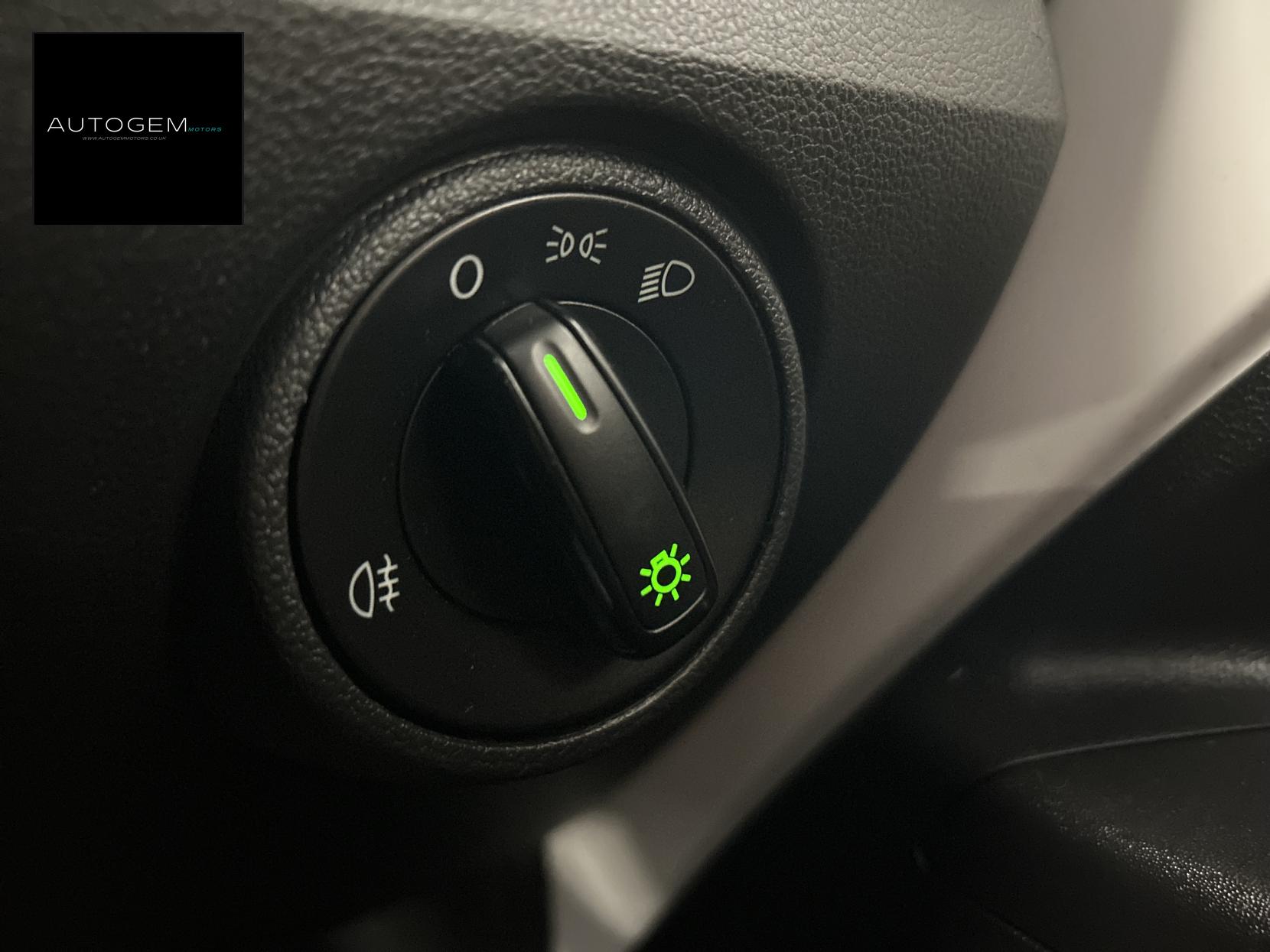 Skoda Citigo 1.0 MPI SE Hatchback 5dr Petrol Manual Euro 5 (60 ps)