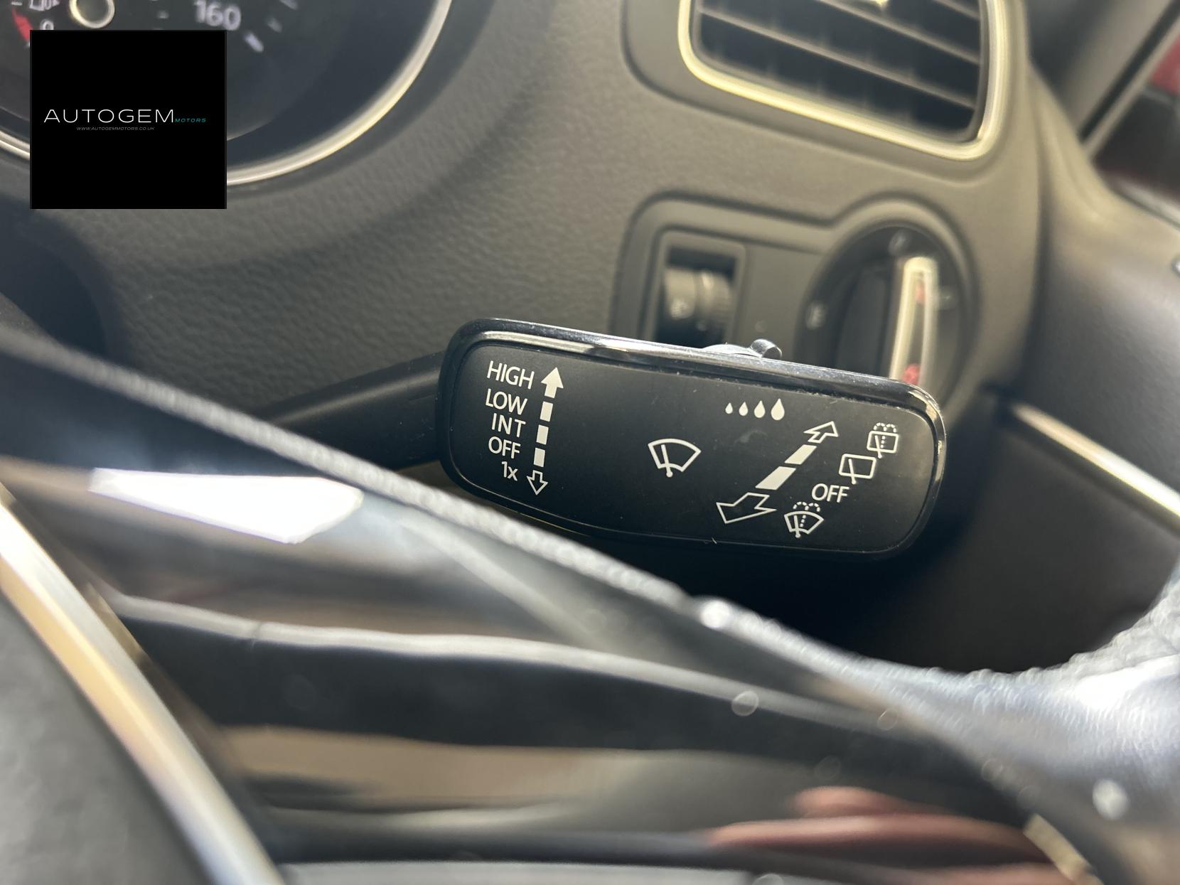 Volkswagen Polo 1.2 TSI BlueMotion Tech SE Hatchback 5dr Petrol Manual Euro 6 (s/s) (90 ps)