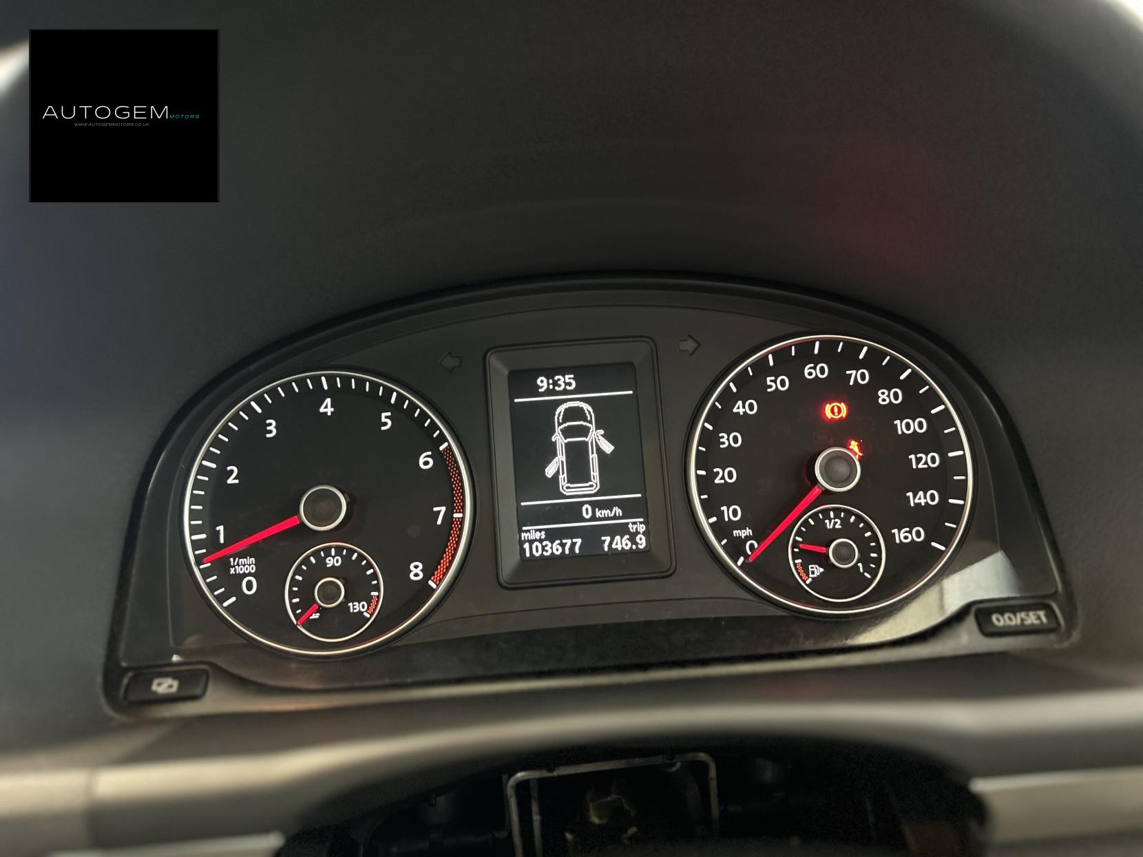 Volkswagen Touran 1.2 TSI BlueMotion Tech S MPV 5dr Petrol Manual Euro 5 (105 ps)